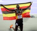 US set 4x400m mixed World mark; Cheptegei wins 10,000