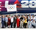 Olympic flag arrives in Los Angeles!