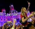 PIX: Spaniards take to the streets to celebrate Euro win