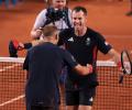 Olympics: Murray makes another great escape in Paris