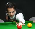 Advani ousts Kothari to enter World Billiards final