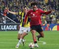 Europa League PIX: Fenerbache's Mourinho sees red as Man Utd draw