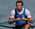 Mobile phone costs Italian rower bronze medal