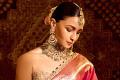 Alia, Kareena's Karwa Chauth Style Tips