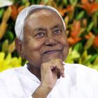 Dhire dhire...: Nitish's cryptic reply on no spl status