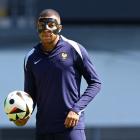 Will injured Mbappe return in time for key Poland tie?