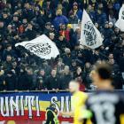 Kosovo players stage walkout after threatening chants