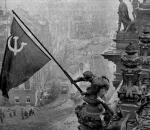 History In 2 Minutes: Russia's V-Day