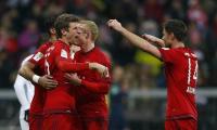 Bayern crush Werder with Mueller, Thiago doubles