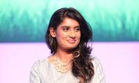 Mithali Raj gives befitting reply to Twitter troll!