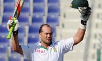 South Africa appoints Kallis as batting consultant