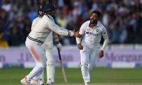 Kohli praises Siraj's ability to get anyone out...