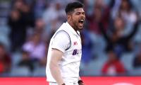 Umesh replaces Thakur for last two Tests vs England