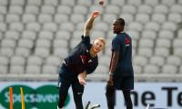 Why England are favourites in pink ball Test