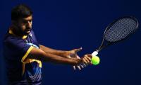 French Open: Bopanna-Middelkoop, Sania-Lucie advance