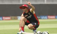 Maxwell, Christian face online abuse after RCB's exit