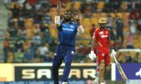 TP: MI Bowling, Pollard-Pandya Slog Fest