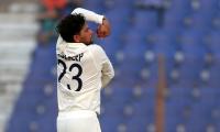 Dropping Kuldeep is unbelievable: Gavaskar