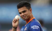 Arjun Tendulkar returns to Mumbai Indians