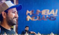 MI May Retain Rohit Ahead Of IPL Auction