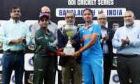 'Am I Harmanpreet?' Bangla Captain Hits Out