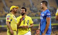 PIX: What is Dhoni telling Arjun Tendulkar?