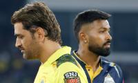 You need to be a proper devil to hate MSD: Hardik 