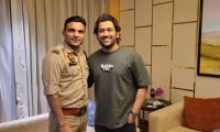 2007 T20 World Cup hero meets Dhoni after 12 years!