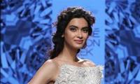 Diana Penty just wore the gown of our dreams