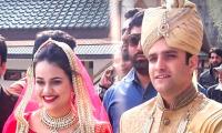 Love triumphs. IAS topper Tina Dabi marries Kashmiri batchmate