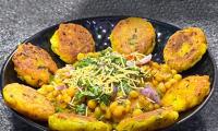 Recipe: Nadiya's Ragda Pattice 