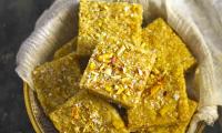 Recipe: Hina Gujral's Panjiri Barfi