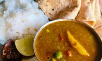 Recipe: Mayur's Spicy Green Peas Curry