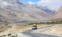 Beautiful India: 10 Journeys by Road