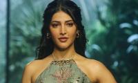 Utterly Dreamy Shruti