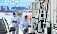 Petrol, diesel prices depend on govt, not crude rate!