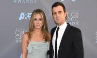 Jennifer Aniston, Justin Theroux living separate lives?