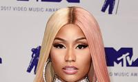 On the Red Carpet: Nicki Minaj, Katy Perry at the VMAs