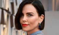 Oscars 2019: Charlize Theron looks wow on the red carpet