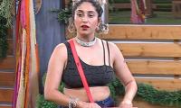 Bigg Boss: Neha gives her heart to Pratik