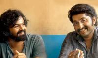 Varshangalkku Shesham Review