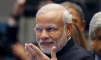 Currency scrap: BJP hails Modi, but Congress calls him Tughlaq