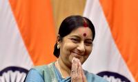 Wish you were our PM: Pak woman to Sushma Swaraj