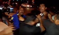 Video: Bouncers thrash lensmen shooting Shilpa