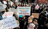 Govt to make fresh bid on bill to ban instant talaq