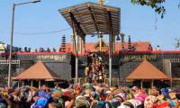 Rush of pilgrims in Sabarimala, 2 women sent back