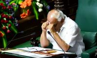 K'taka trust vote: Ruling MLAs absent, Speaker furious