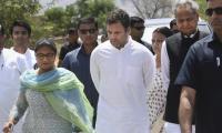 Rahul meets Alwar gang-rape victim, promises justice