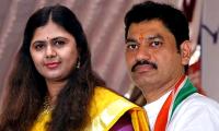 Maha polls: Munde vs Munde, once again in Parli