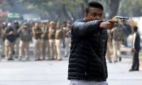 Man fires at anti-CAA march; shouts 'Yeh lo Aazadi'